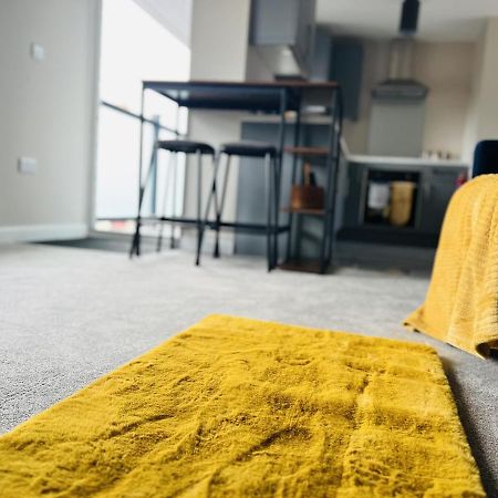 Brand New 1 Bed Apartment, 5Min Walk To Racing & Main Strip, With Electric Parking Bay & Terrace Long Stay Work Contractor Leisure - Citrine Newmarket  Kültér fotó